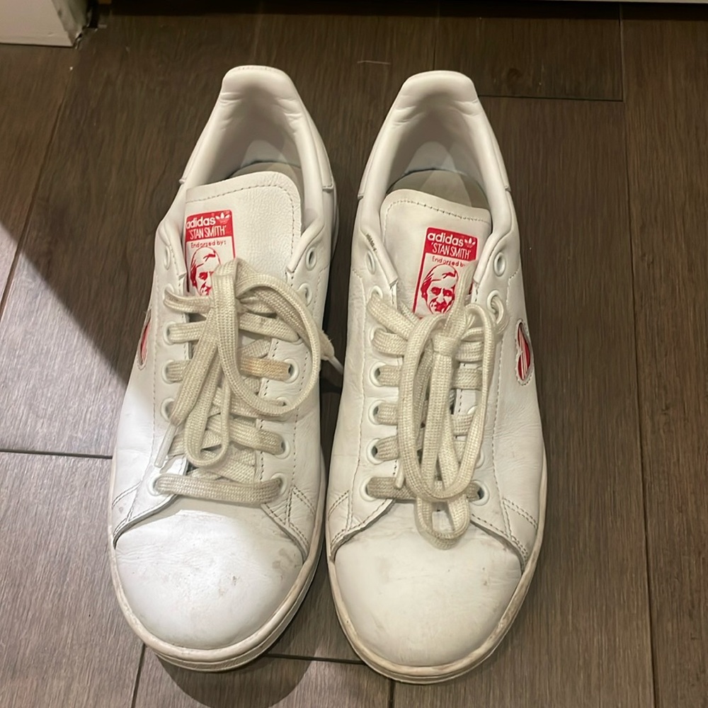 Women Adidas Stan Smith size 7 used